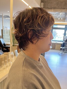 スリー ナカノシマ(three. Nakanoshima) 【three.中之島】ショートウルフ