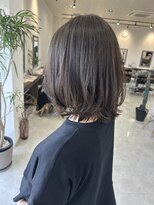 エミュ(emu.)&nbsp;透明感増し増し◎グレージュカラー