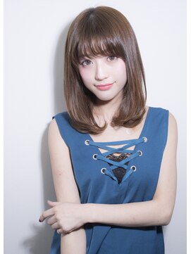 ソワリー 栄(THOiRY) 小顔カットが得意なスタイリストby坂元