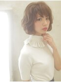 モーブカラー小顔くびれミディショート