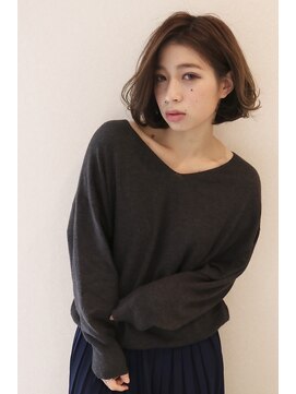 アンビエンテ(ambiente) くせ毛風パーマ　ショートボブ 　大人かわいい　前髪