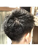 エヌドットバーバー ギンザ(N.BARBER GINZA)&nbsp;スパイキーヘア/束感ショート/刈り上げ【銀座】<理容室>