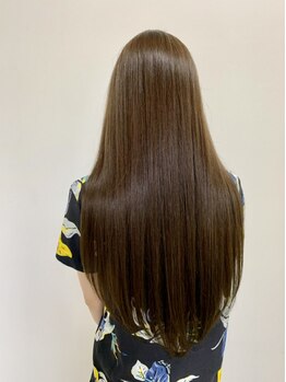 ヘアーサロンシャルム(hair salon charme)の写真/クセ/広がり/うねりを抑えたい方に◎《ストカール》《髪質改善トリートメント》で自然なストレートヘアに♪