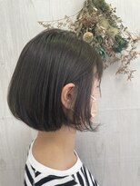 プランタン(Printemps) ぱつっとボブシンプルボブ切りっぱなしインナーカラーグレージュ