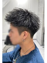 ＜前髪上げ＞[渋谷/メンズ/メンズパーマ/ツイストスパイラルパーマ/波巻きスパイラルパーマ/眉毛/フェード]