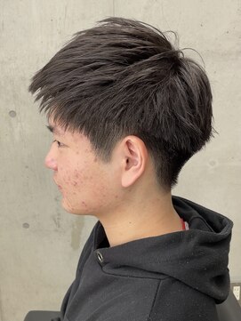 フイ 自由が丘(men's salon Hui) メンズ/アップバング/ツーブロックマッシュ/束感ショート波巻き
