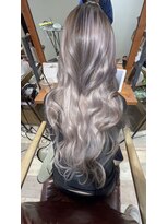 ロロ(LoLo.)&nbsp;ハイトーンバレイヤージュシールエクステ