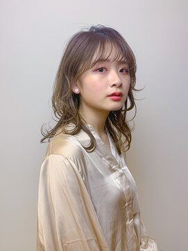 ホワイエ(Foyer) ウルフレイヤー