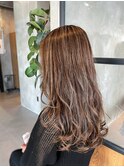ロングレイヤー×コントラストハイライト×アッシュベージュ系