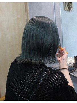 クロ(Chro) 外はねボブ