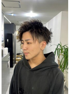 メンズサロン キング 梅田店(Men’s salon K!ng) 波巻きツイストスパイラルパーマ/フェザーパーマ/眉毛/メンズ