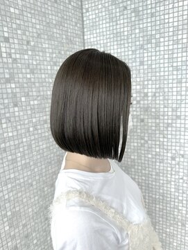 ザックラフィネ(ZACC raffine) 大人めボブ/暗めグレージュ