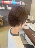 束感ショートボブ