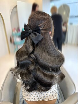 ミラ(MIRA) オリーブカラー/梅田美容室/大阪美容室