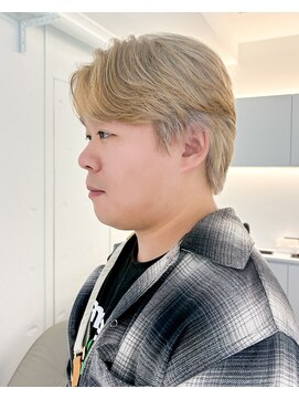 ノラ ウメダ(NORA UMEDA) ミルクティーベージュケアブリーチデザインカラー韓国ヘア