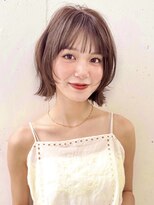 ファナ(fha-na) ☆外ハネショート ミディアムレイヤー ミルクティーブラウン☆
