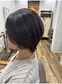 まとまるショートボブ×艶感カラー