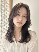 オアシスアヴェダ ザ・ペニンシュラ東京(OASIS AVEDA) セミロング・シースルーバング・グレージュ艶髪レイヤー