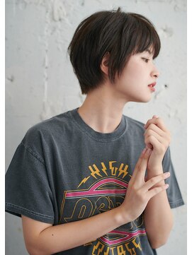 オーパスアミカ(OPUS AMICA) アンニュイな雰囲気。。。ナチュラルショート