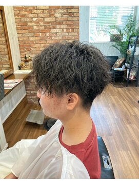 ライズヘアー(RISE HAIR) ツイストスパイラル×センターパート