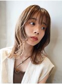 20代30代小顔ひし形大人かわいいウルフミディアムレイヤー