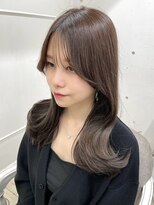 シーン(seen)&nbsp;【くびれヘア×ラベンダーグレージュ】小顔カット　斜めバング