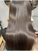 ドライヤーで乾かしただけで綺麗にサラサラにまとまる縮毛矯正