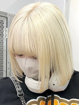 ウィコ 新宿(WICO) ブロンドベージュ[新宿駅/グレーベージュ/レイヤーロング]