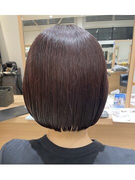 サラ 新宮店(SARA) 【福岡新宮】ツヤ髪小顔ボブ × ワインレッド 20代 30代 40代