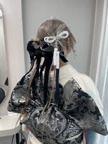 リリー(Lilley) くすみベージュ×姫カットレイヤー×韓国風巻き×カチモリ