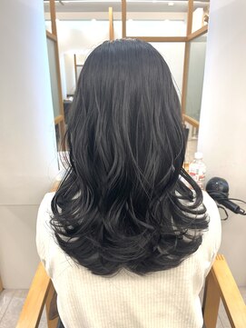 リュクスバトーバイトリコ 船橋南口店(Luxe BATEAU by tricot) セミロング/ダークカラー