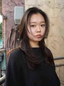 ノラ シブヤ(NORA) ハッシュカット　ウルフカット　レイヤーカット