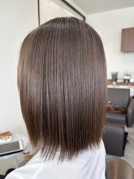 プラベヘアー(Prave hair)の写真/【下郡/片島】 大人女性の気になる癖毛/うねりを丁寧な施術でつい触れたくなるようなさらさらヘアに♪