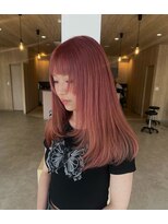 ミナリ(minari)&nbsp;顔周りカット/ピンクカラー