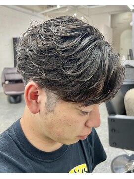 グロップ 町田(GLOP) 簡単に出来る毛流れニュアンスパーマ/メンズパーマ