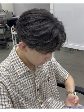 キートス(Kiitos) ●束感フェザースタイル