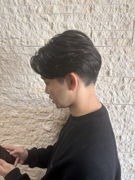 クレールバイケンジ(Claire by KENJE) ツーブロ/フェザーパーマ/ニュアンスパーマ/センターパート