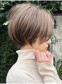 74. ミルクティーブロンド/ひし形ショート/レイヤーカット
