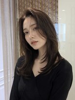 オアシスアヴェダ ザ・ペニンシュラ東京(OASIS AVEDA)&nbsp;長め前髪セミロング・暗髪ロング・レイヤー・銀座日比谷20代30代