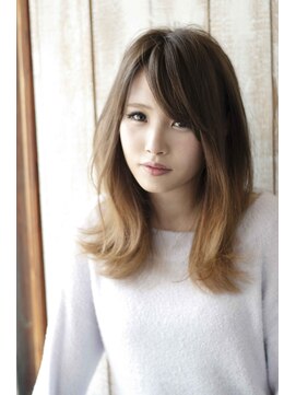 インコンプリート(In complete) ヘルシー＆ナチュラルな抜け感ウェーブで大人キレイに