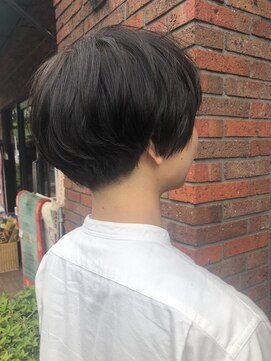 メルト 吉祥寺(melt) 【高塚栞里】丸み 小顔 大人マッシュショート サイド 丸顔