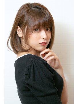 ディスオモテサンドウ 表参道(This OMOTESANDO) 小顔に見える大人かわいいナチュラルボブ