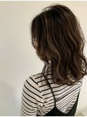ベージュのハイライト