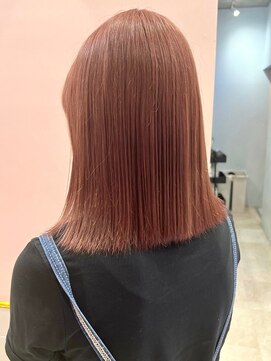 ゲーム バイ アランスミシー 横浜(GAME by Alan Smithee) ダブルカラーピンクベージュケアブリーチハイトーン髪質改善