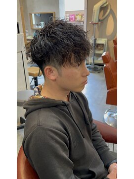 トレイス(trace) マッシュレイヤーツイストスパイラルパーマ