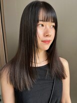 シーン(SCENE)&nbsp;ロングレイヤー　　シースルーバング　黒髪【天神/今泉】