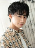 不揃いな毛束が生み出す万能シャギーマッシュヘアE草加