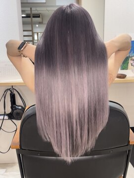 ミオ バイ レニア(mio by ReniA) ダブルカラー×羽エクステ130本