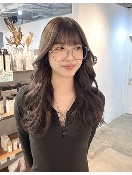 シー.(SHE.) 【SHE.】レイヤーカット/韓国風/くびれ巻き/シアブラウン