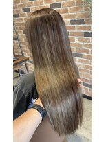 スペックホルダー(Spec Holder)&nbsp;ハイライトカラー白髪ぼかしハイライト×グレージュカラー8.1